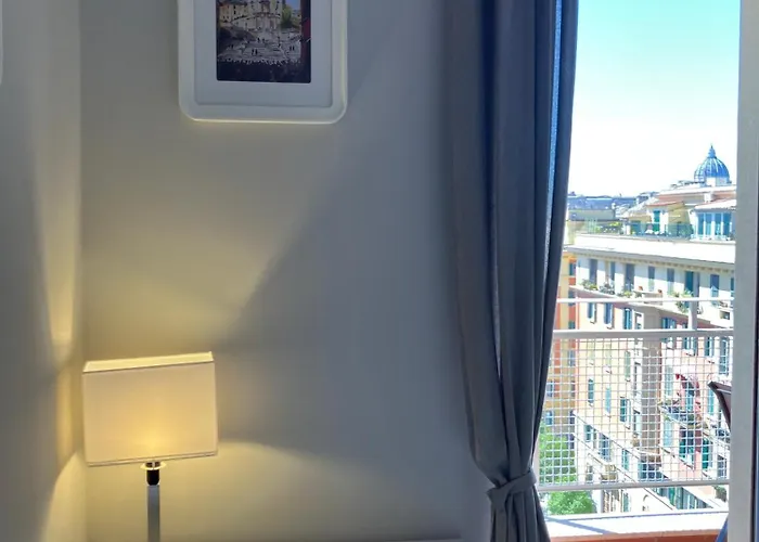 Vatican Charm Retreat *